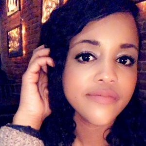 Meet your Posher, Renay